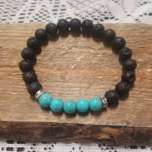 Turquoise Natural Stone Bracelet - Picture 2 of 4